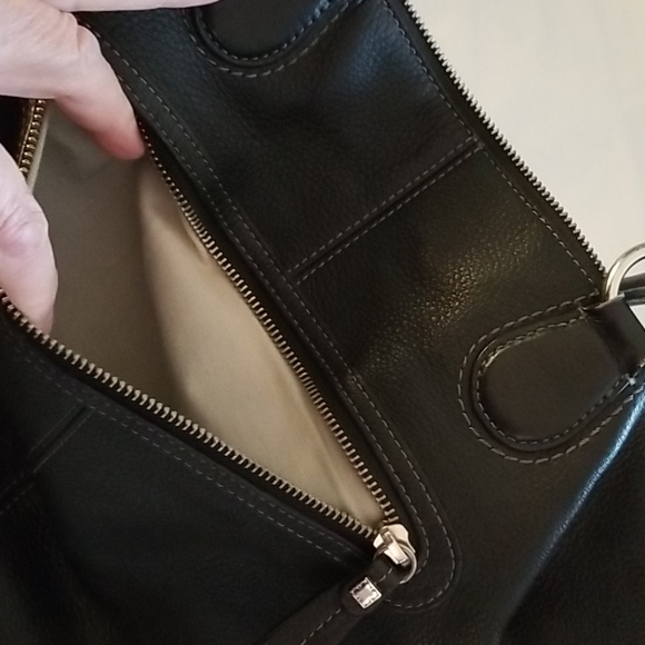 Liz Claiborne purse - Picture 4 of 10